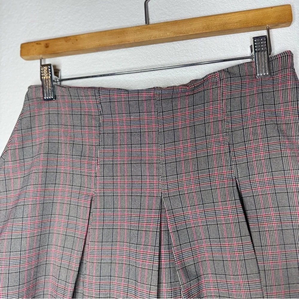 Wild Fable Plaid Skort - Gray and Red Small